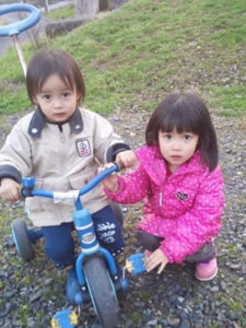 小さいときの子どもたち(もう一人お兄ちゃんがいます)
