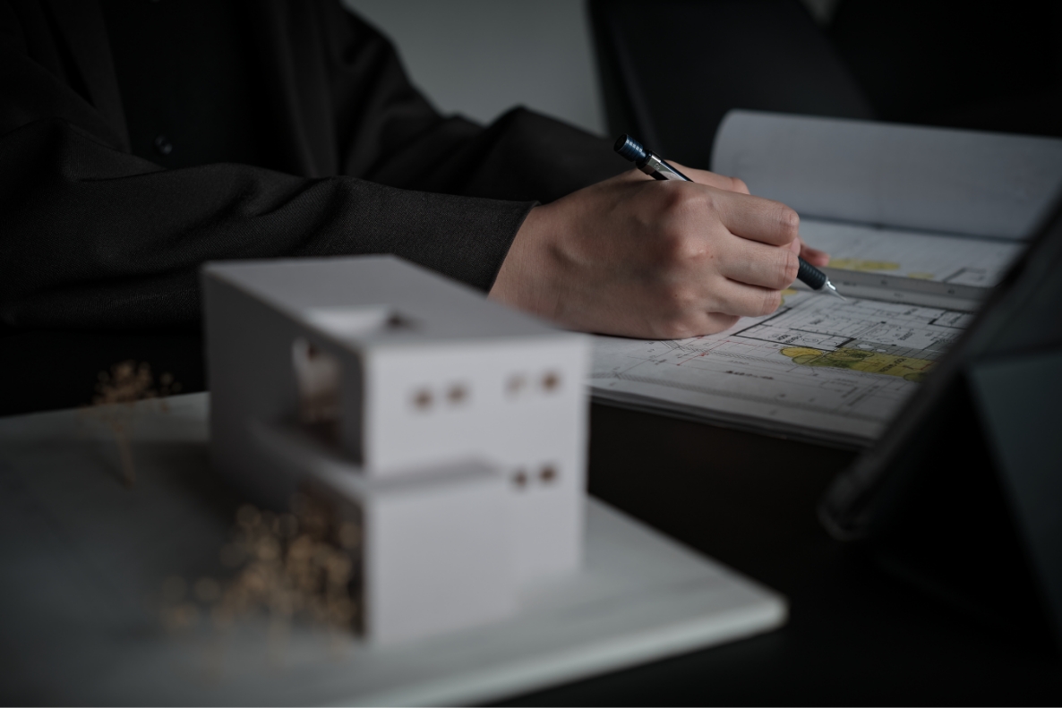 一棟ごとに物語を編み込む